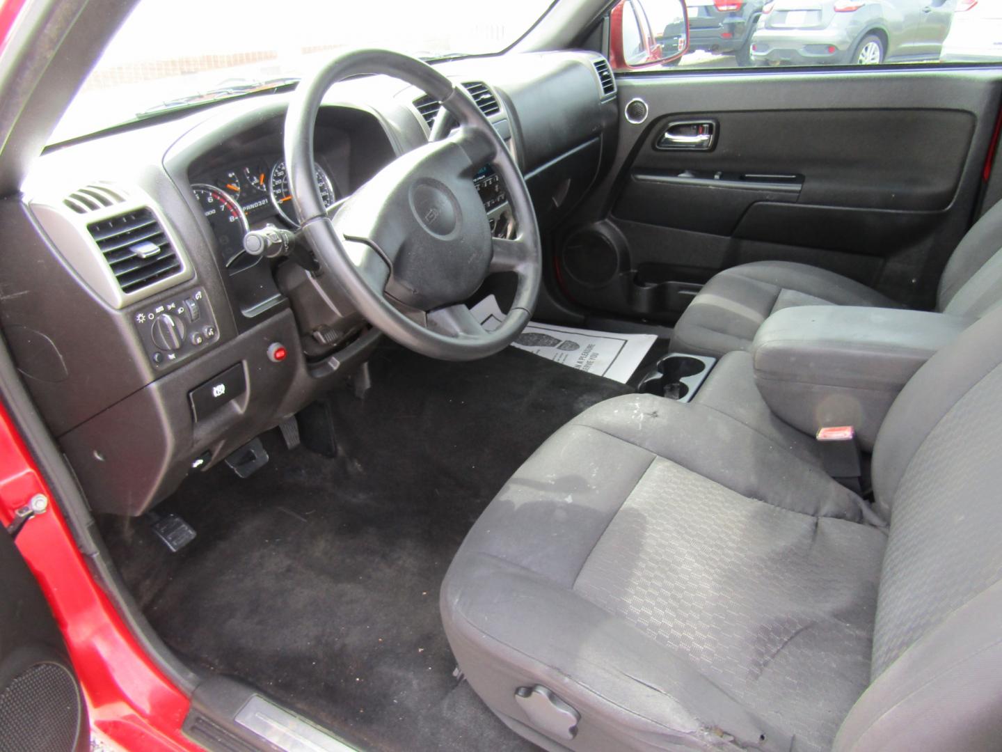 2012 Red /Gray GMC Canyon SLE Crew Cab 2WD (1GTD5MF9XC8) with an 2.9L L4 DOHC 16V engine, Automatic transmission, located at 15016 S Hwy 231, Midland City, AL, 36350, (334) 983-3001, 31.306210, -85.495277 - Photo#3